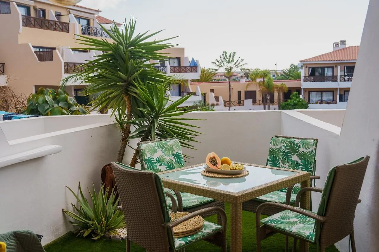 Forest Flat - Big Heated Pool, Terrace, Tv Channels, Golf Courses Apartment