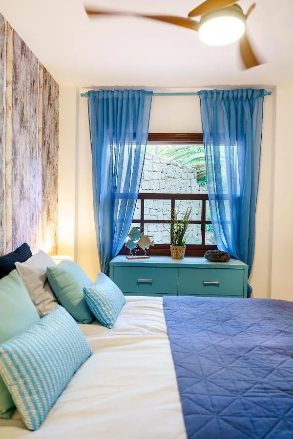 Forest Flat - Big Heated Pool, Terrace, Tv Channels, Golf Courses 0*, San Miguel de Abona Spain