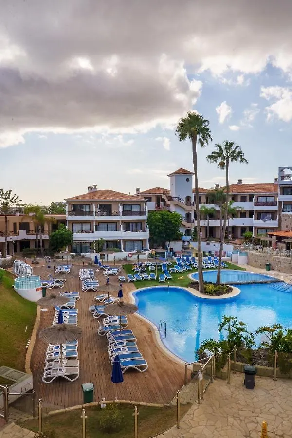 Forest Flat - Big Heated Pool, Terrace, Tv Channels, Golf Courses Apartment