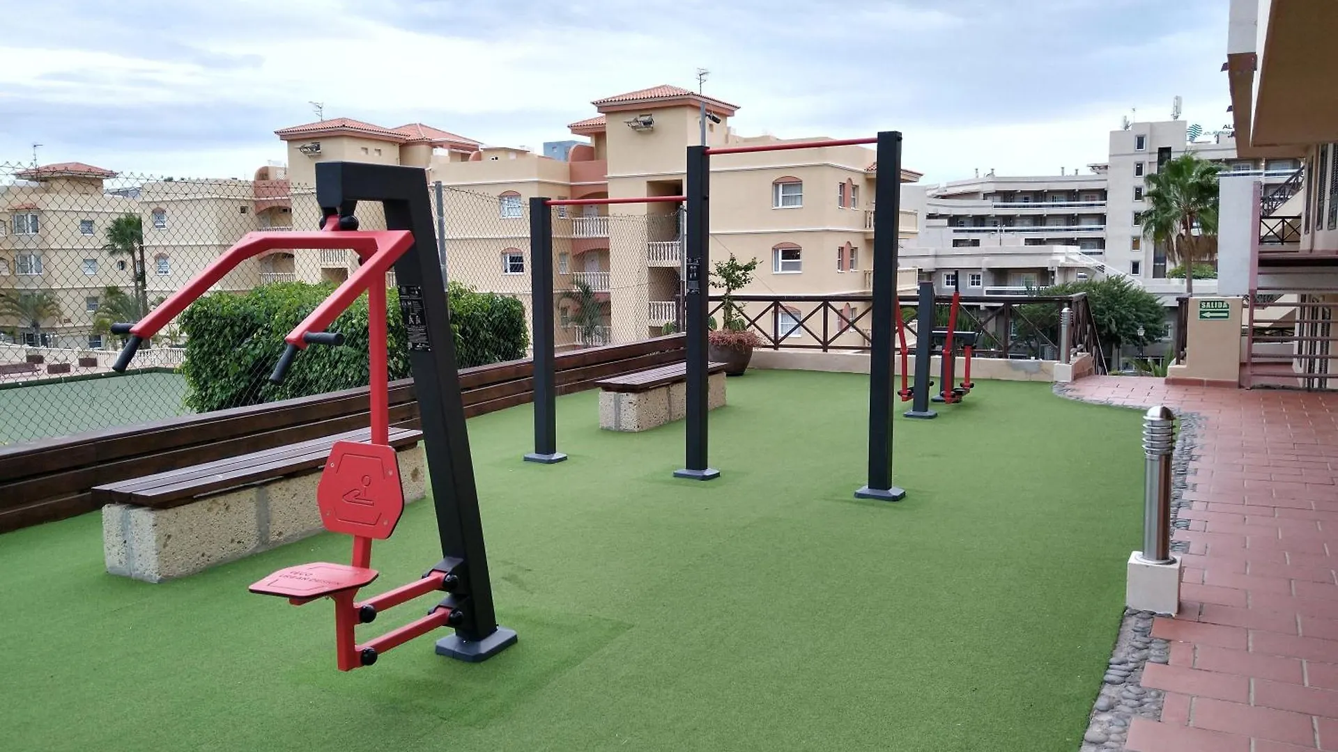Apartment Forest Flat - Big Heated Pool, Terrace, Tv Channels, Golf Courses